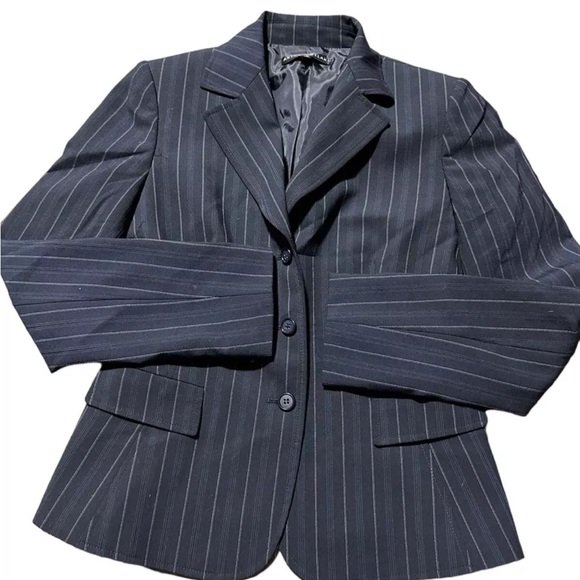 Antonio Melani - NWOT - Women's Black Pin Stripe Work Suit Jacket Tapered Sz 4 - Picture 1 of 6